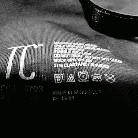 NWOT- BLACK TC SHAPING & SMOOTHING ADJ STRAPS SLIP - Picture 14 of 16